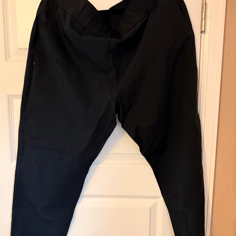 alder Women's Black Open Air Pants - Picture 2 of 6